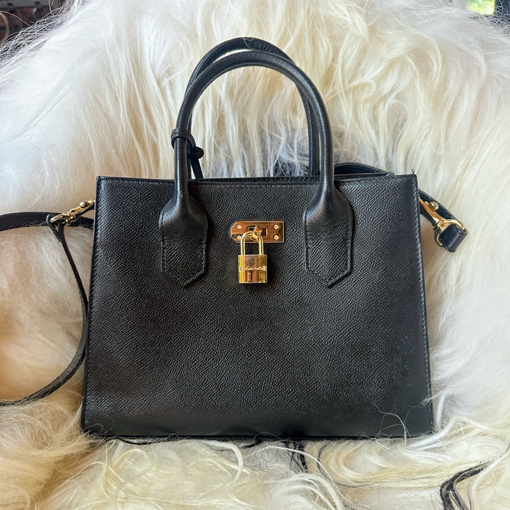Samantha Thavasa Black 2way Leather Shoulder Bag